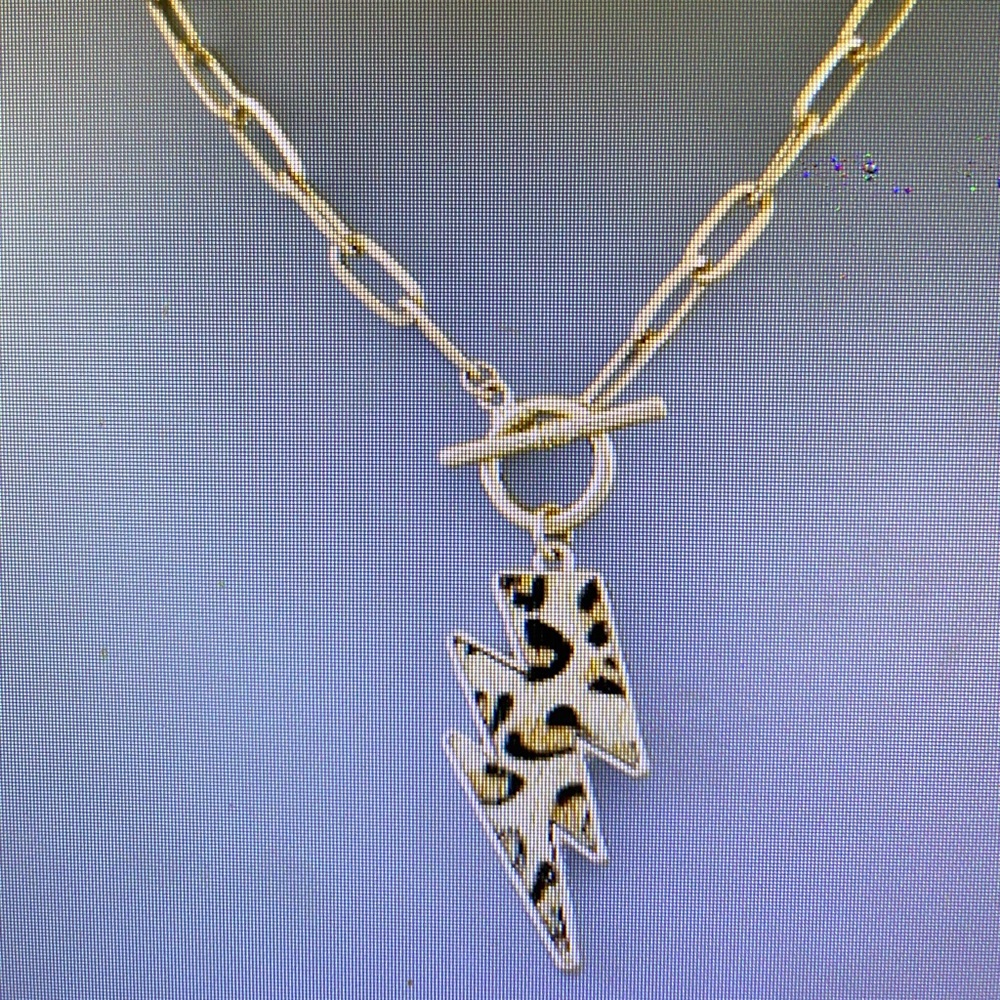 Spotted Cowhide Bolt Set